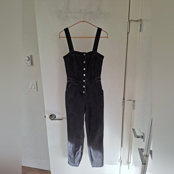 Hollister Denim - Hollister Women's Washed Black Denim Button-up Jumpsuit/Overalls (Size XS/2-4)